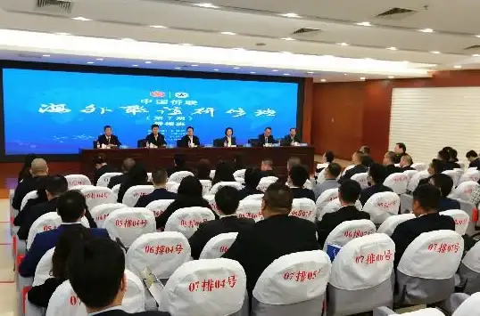 想随时掌握明星动态？星芒APP让你追星快人一步！