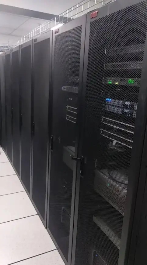 想快速获取黑科技工具？牛马助手秒搜游戏辅助+影视资源，体验为何这么爽？