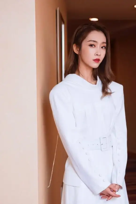云服务器,高速网络-高效运维香港云服务器，电信CN2为核心