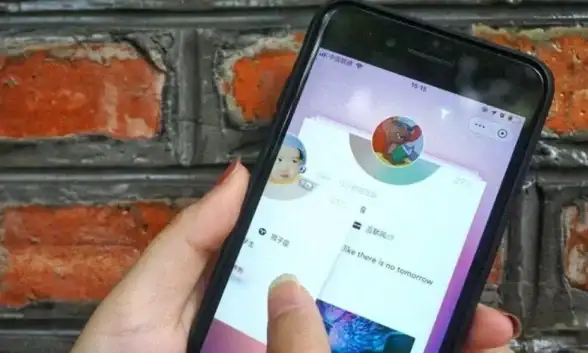 还在为找不到免费音乐发愁？这款APP不仅能在线听歌，还能下载付费音乐到本地！
