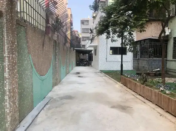 还在为手机桌面杂乱烦恼？试试这款极简安卓美化工具！