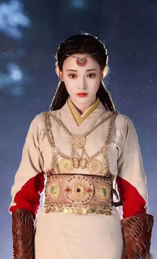 自媒体创作效率低？混剪蜂APP支持文案提取&智能剪辑，高阶成片轻松搞定！