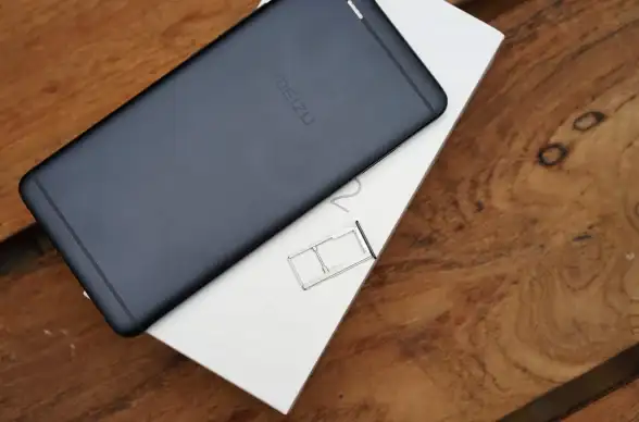 续航秘籍🔋2025年华为P20省电技巧全解析，轻松延长手机使用时间