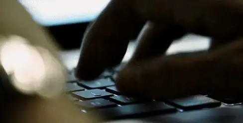 还在为管理企业文件发愁？腾讯云企业网盘手机版让你随时随地高效协作！