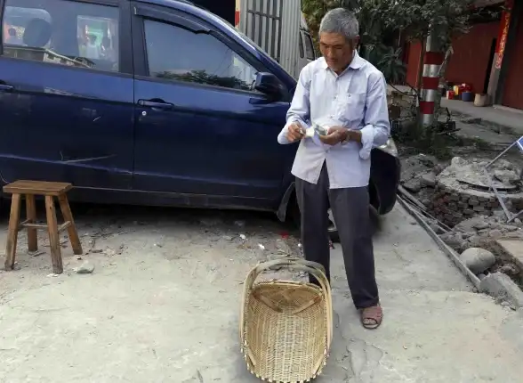 想用智能电视看遍热门影视？试试熊猫电视盒子app，直播点播全支持！