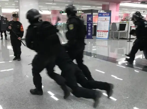 地铁逃生🔥道具攻略 高效刷图推荐抢先知晓！游戏技巧】效率提升】