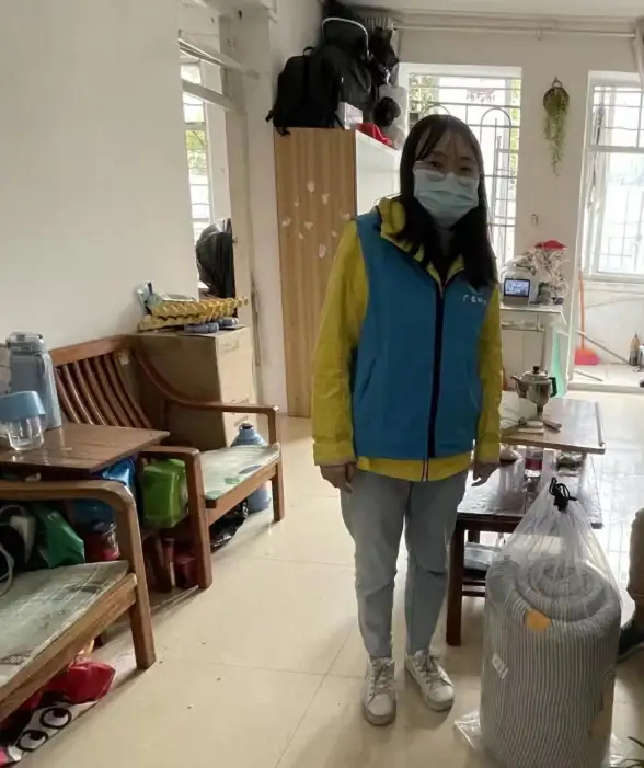 还在为半夜买药发愁？饿了么买药APP24小时在线，应急配送超省心！
