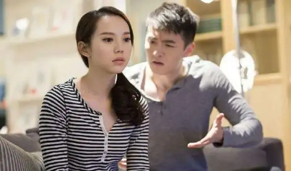 车辆状态总让你操心？易查车APP一键解决，轻松管理无压力！