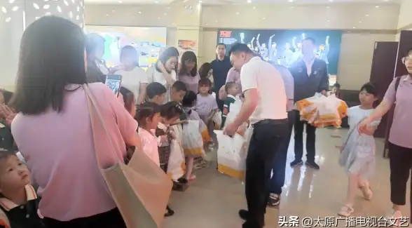 还在手动重复点击？试试鼠大侠连点器，一键解放双手！