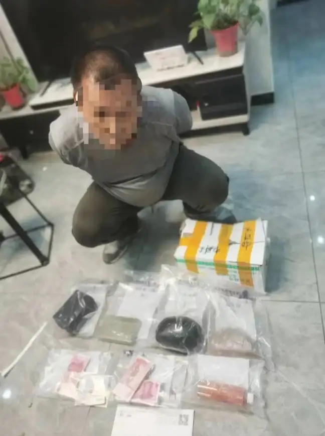 格斗攻略✦必看秘籍✦高手必备 拳皇97重拳按键全解析及实战技巧分享