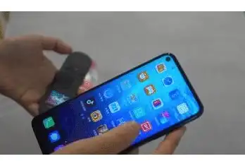 还在用Link to Windows？试试这款更高效的投屏神器—XX APP！