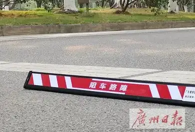 还在担心行车安全？试试鹰眼行车记录仪APP，全程记录你的驾驶旅程！