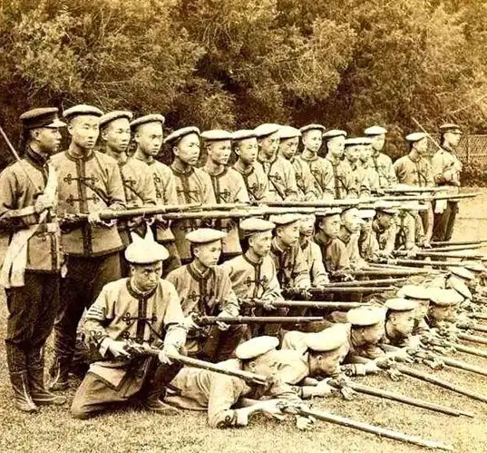 装备提升●实用攻略●新手必看 大奉打更人新手装备搭配全攻略，快速提升战斗力！