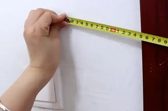 还在为装修量尺繁琐记录而烦恼？试试图片标记助手，快速标注尺寸，效率翻倍！