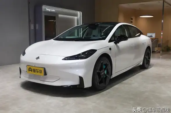 还在为充电站发愁？飞凡汽车APP一键查询充电地图，你的出行好帮手！