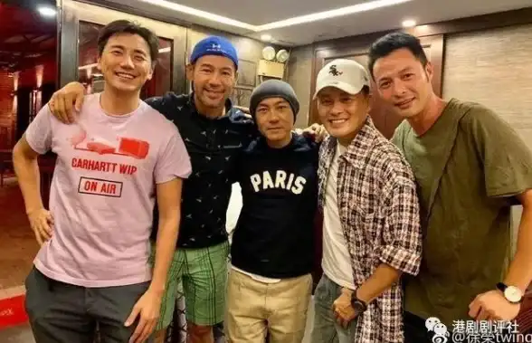 想体验社交聊天与手机商城完美结合的乐趣？快来试试聚信人和APP吧！