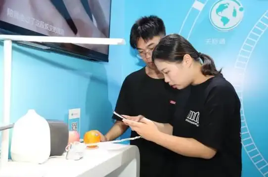 想轻松管理多个订阅号？订阅号助手app一键绑定、发文、改密码，你试过了吗？
