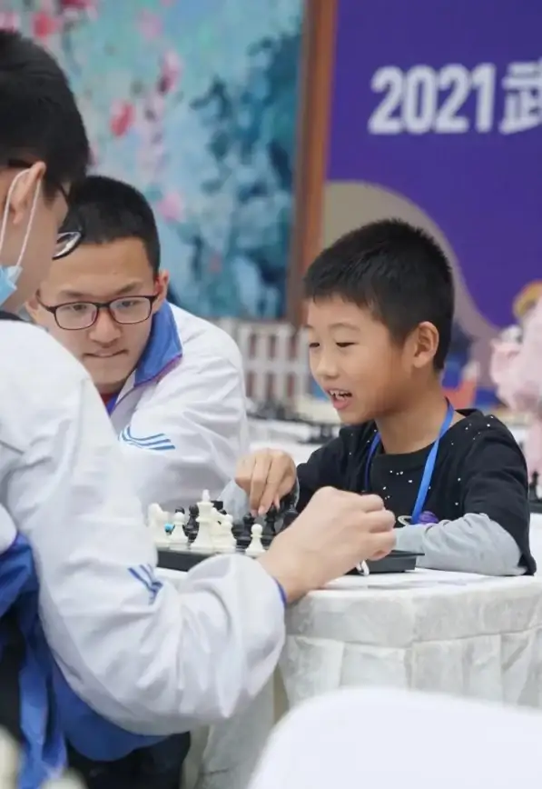 热门手游🎮五子棋—最新五子棋游戏下载推荐，轻松体验智慧博弈