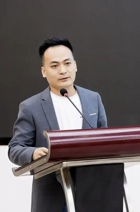 协作力 商务手机赋能企业管理，全面提升团队高效协作能力