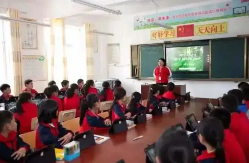 科技前沿 智慧 联想集团聚焦科技创新，打造智慧未来新标杆