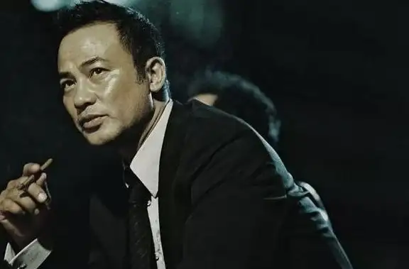 还在为紧急脱身发愁？模拟电话软件一键模拟来电帮你解围！