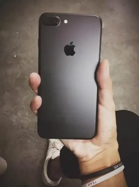 手机性能🚀iPhone 7运行内存解析：揭示性能提升背后的核心因素