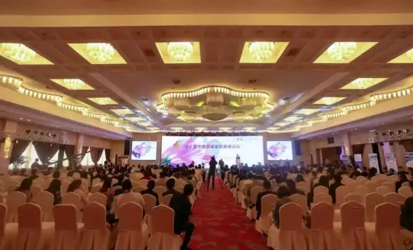 还在为找不到专业服装定制平台发愁？衣邦人APP不试试吗？