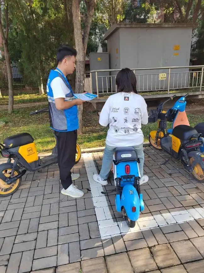 还在为出行方式发愁？试试哈啰出行APP，一键解锁多种便捷出行方案！