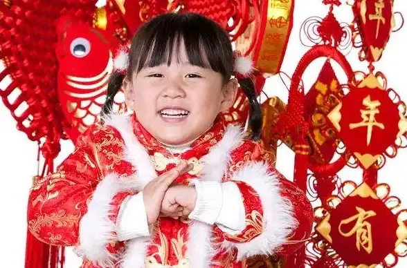 亲戚关系太复杂？试试这款精致实用的称呼查询APP，一键搞定！