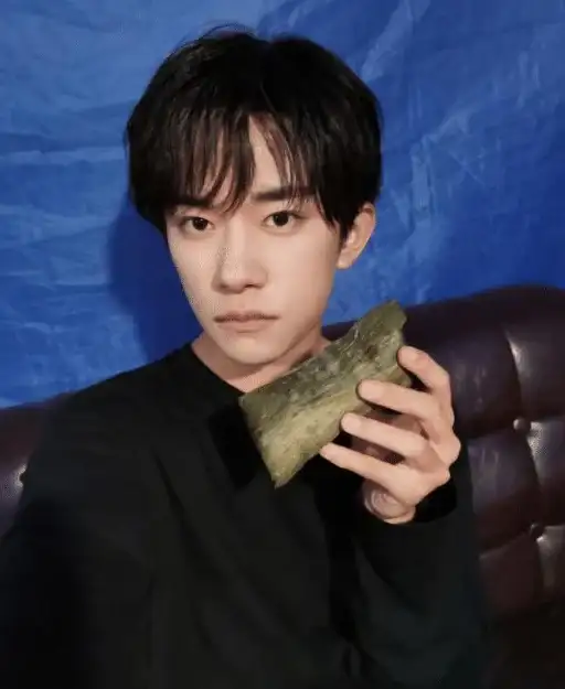 创意灵感✨女生昵称魅力探寻：挖掘女生昵称中的独特魅力，启发自QQ名字的创意之源