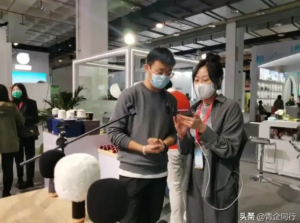 还在找好用的K歌APP？天天K歌让你在线嗨唱不停！