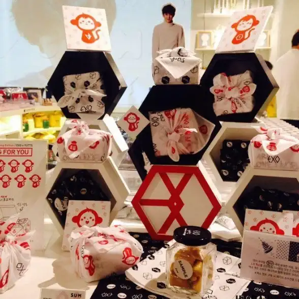 想随时掌握SM艺人动态？SMTOWN这款追星神器你还没下载吗？