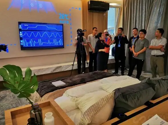 海尔智家APP不仅能远程控制家电，还能在线选购智能产品，这样的便捷你不想试试吗？