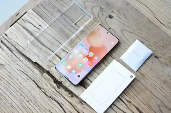 厌倦了千篇一律的提示灯？曲面闪光APP为你的每一条消息、每一通来电打造独特闪光特效！