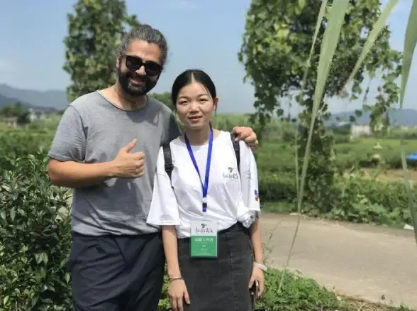 出国旅行或商务洽谈？怎能少了亲爱的翻译官APP的实时翻译助力？