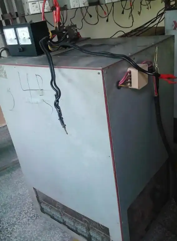 电源技术🔋精确性：深入探讨可调稳压电源的高精度及其多元化应用