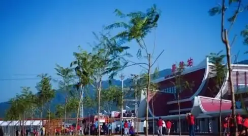 视频续写没灵感？Kling AI的AI创意助手能否帮你突破瓶颈？