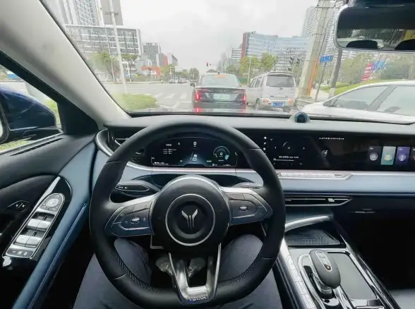 想告别拥挤公交？优点出行APP让你轻松打公交，还不快来体验？
